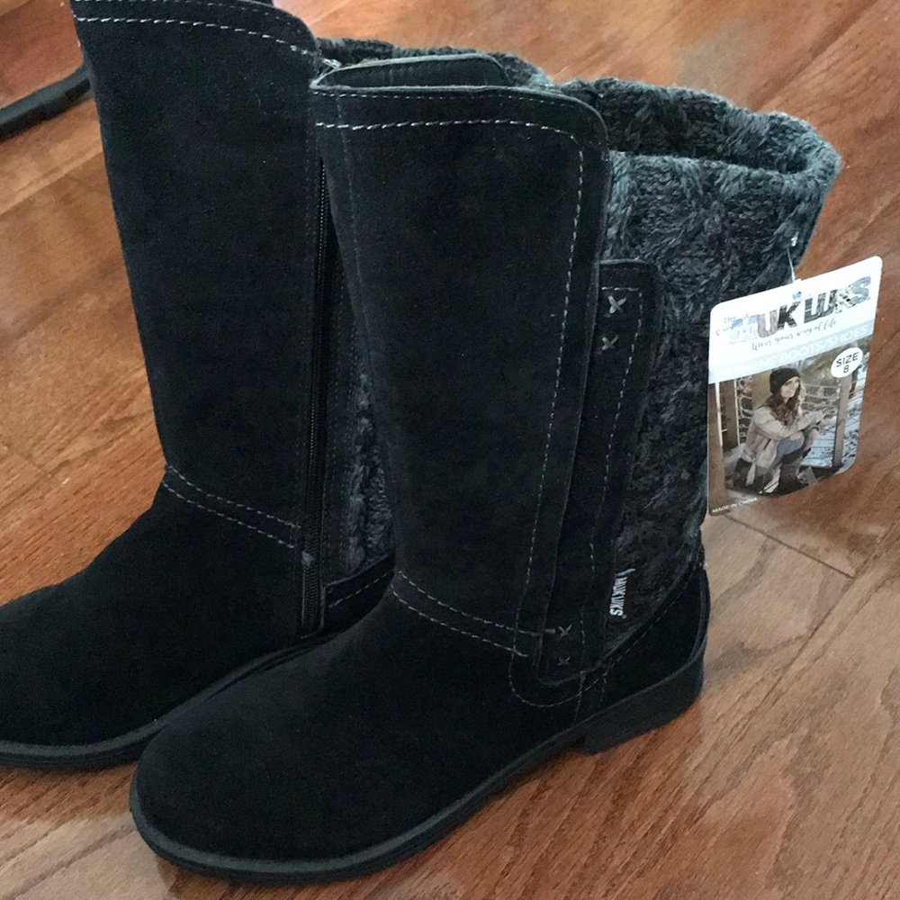 NWT MukLuks Black Woman’s Booties